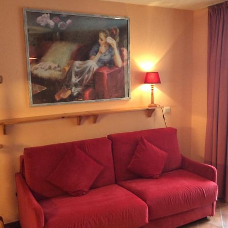 אפרטהוטל וילאבאסה Residenze Sonnenschein Casa Rossa מראה חיצוני תמונה