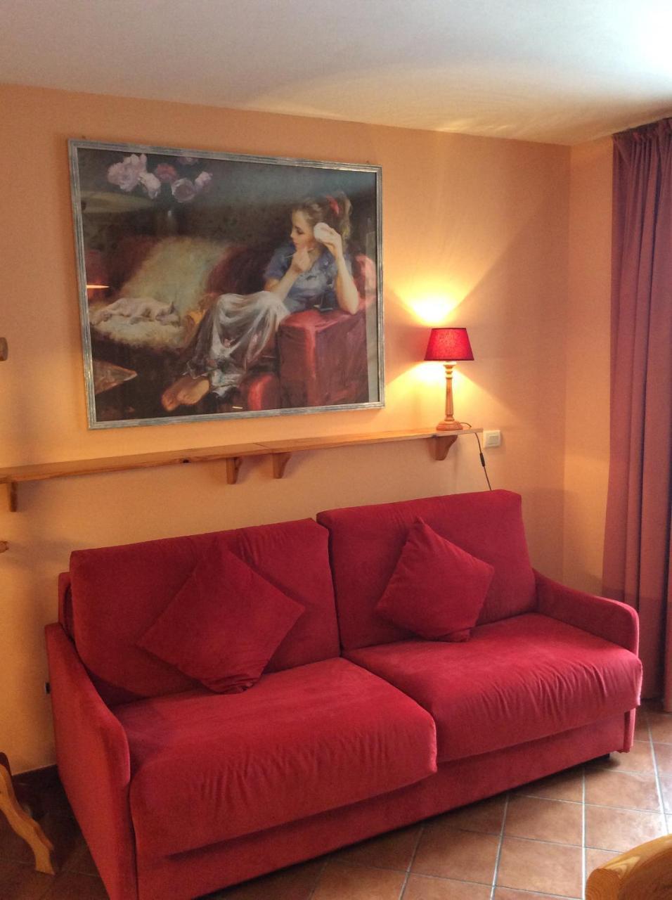 אפרטהוטל וילאבאסה Residenze Sonnenschein Casa Rossa מראה חיצוני תמונה