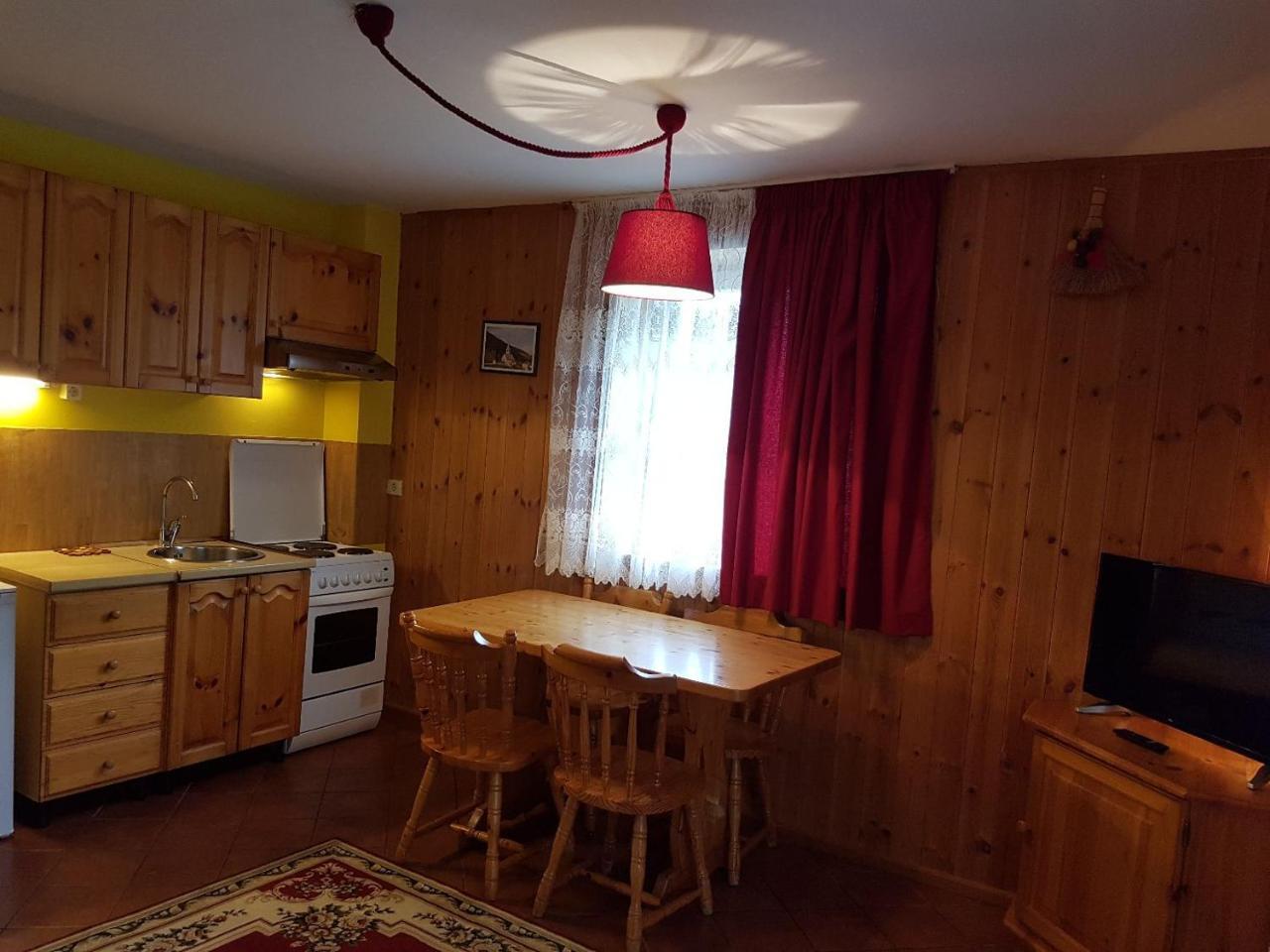 אפרטהוטל וילאבאסה Residenze Sonnenschein Casa Rossa מראה חיצוני תמונה